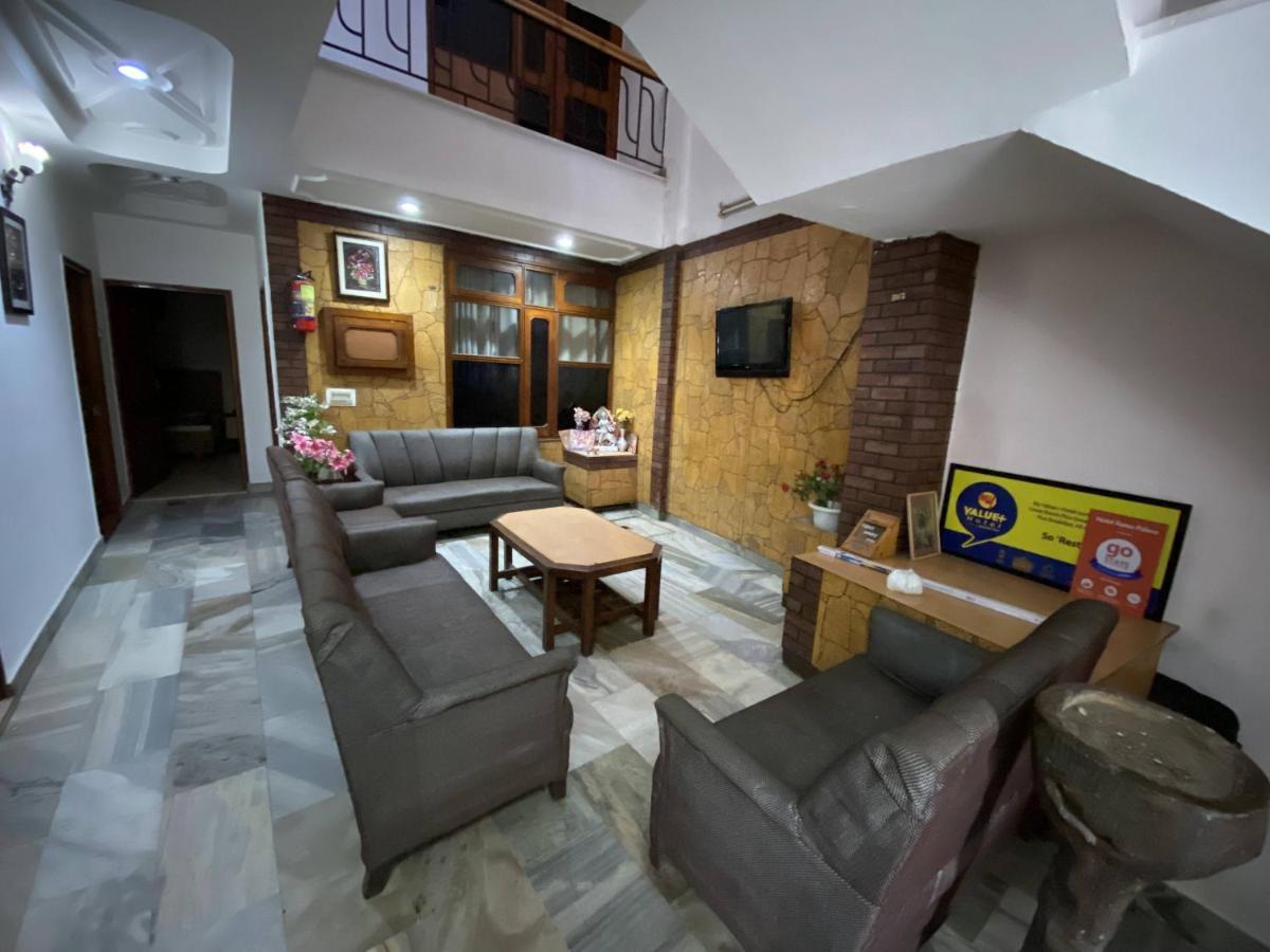 Hotel Rama Palace Katra  Buitenkant foto