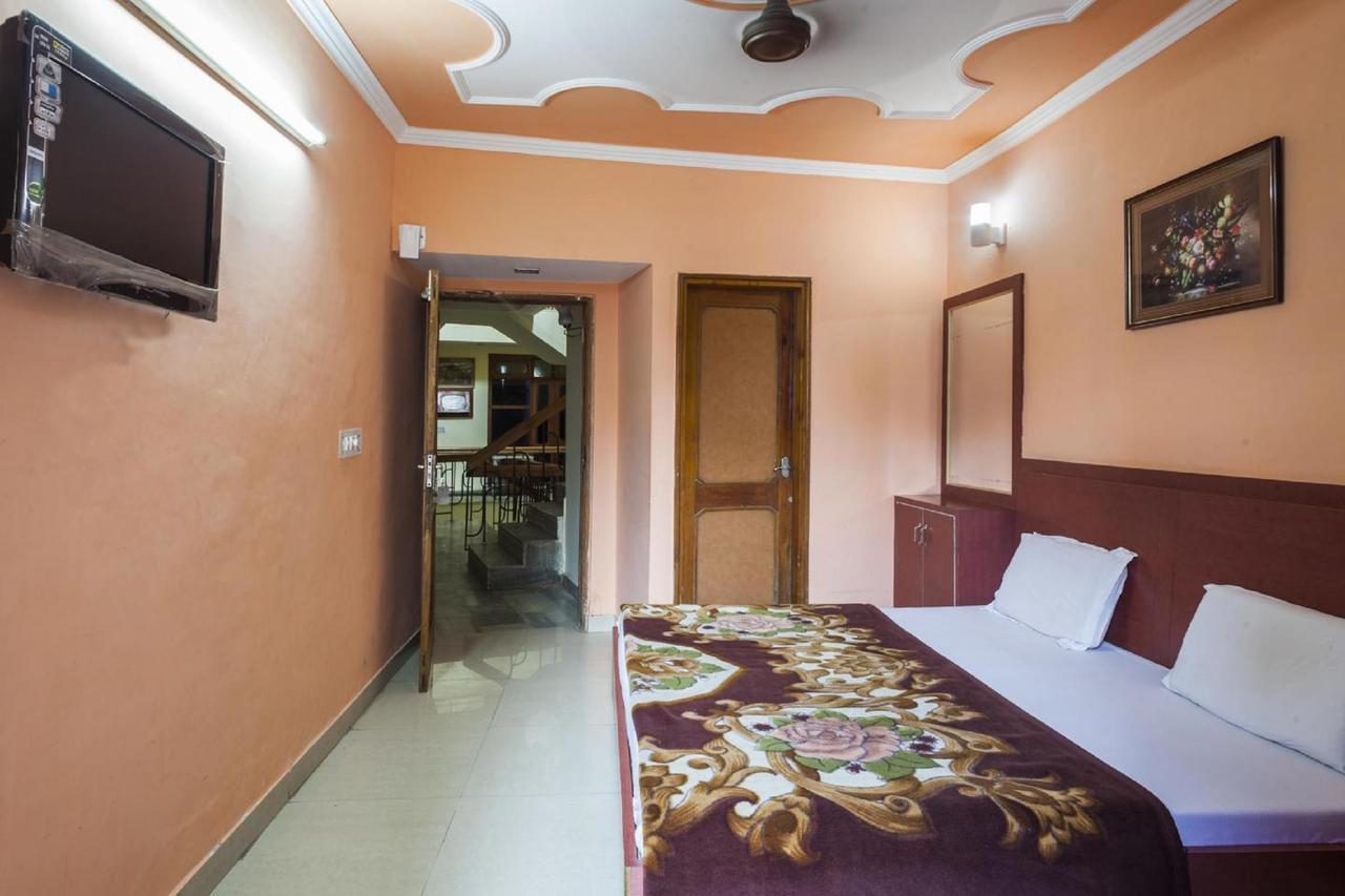 Hotel Rama Palace Katra  Buitenkant foto