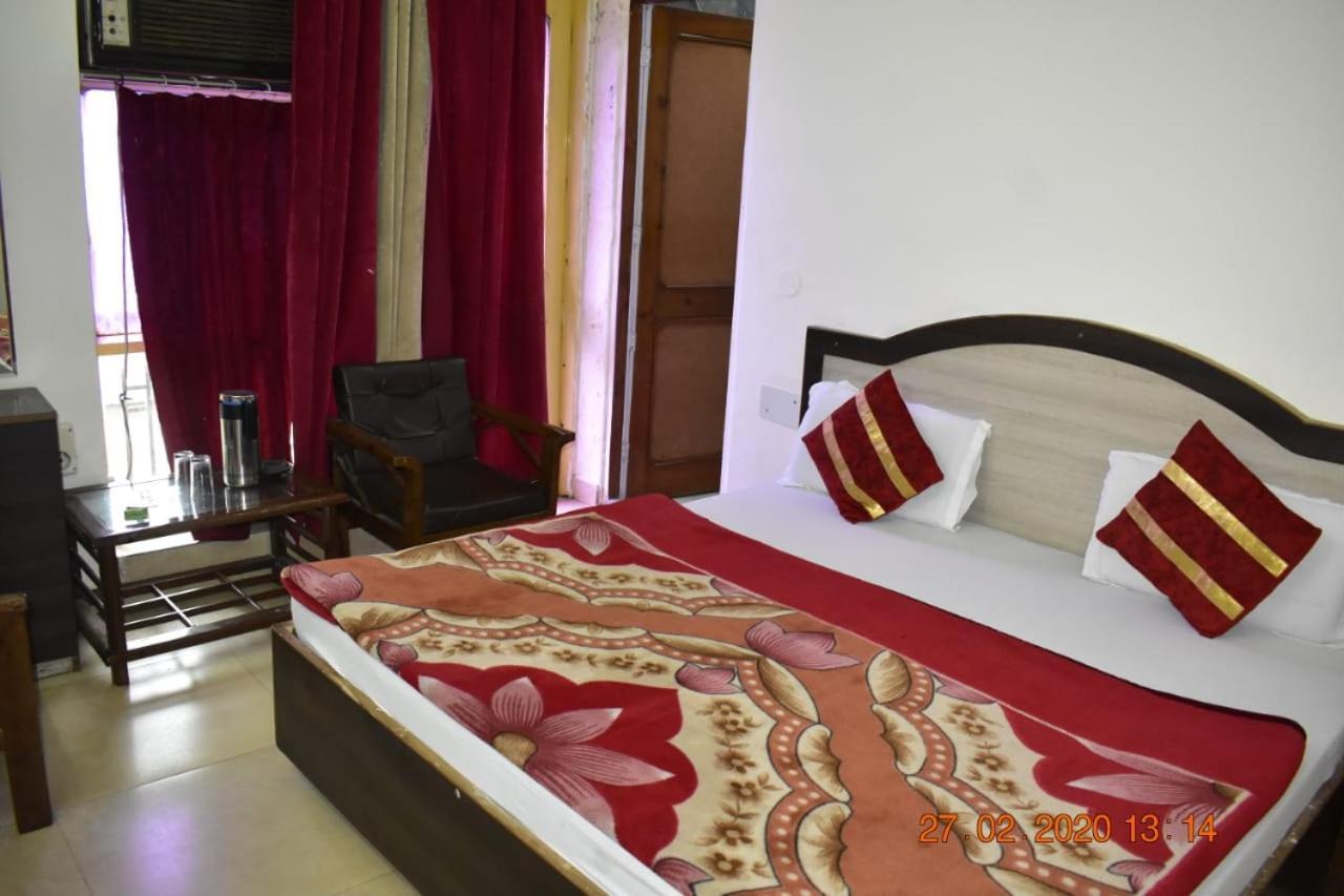 Hotel Rama Palace Katra  Buitenkant foto